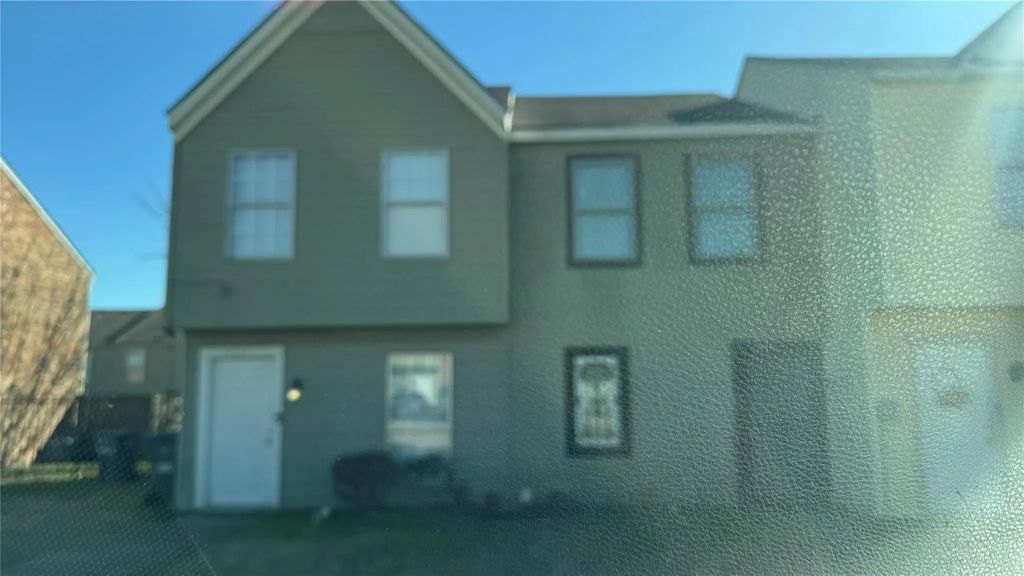 9434 Olde Towne Row, Dallas