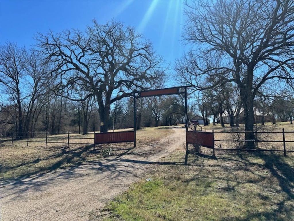 18250 Tx-36 Highway, Gustine