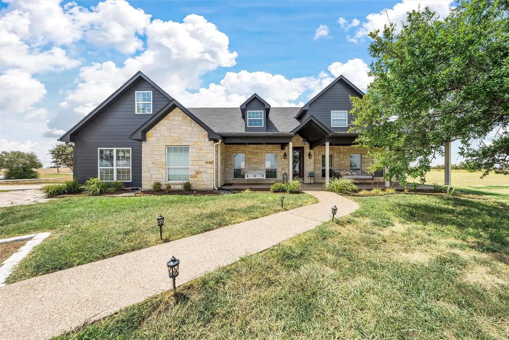 2045 Iron Bridge Road, Lorena