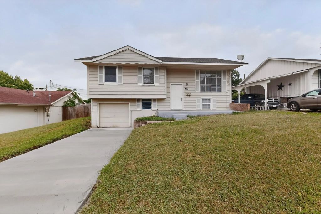 1109 Montclair Drive, Garland