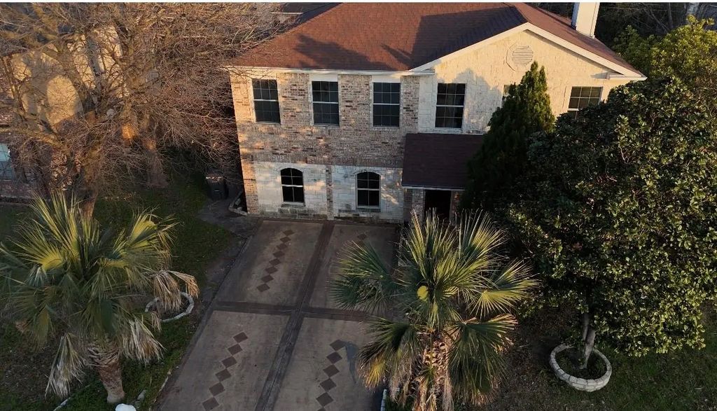 7022 Lanyon Drive, Dallas