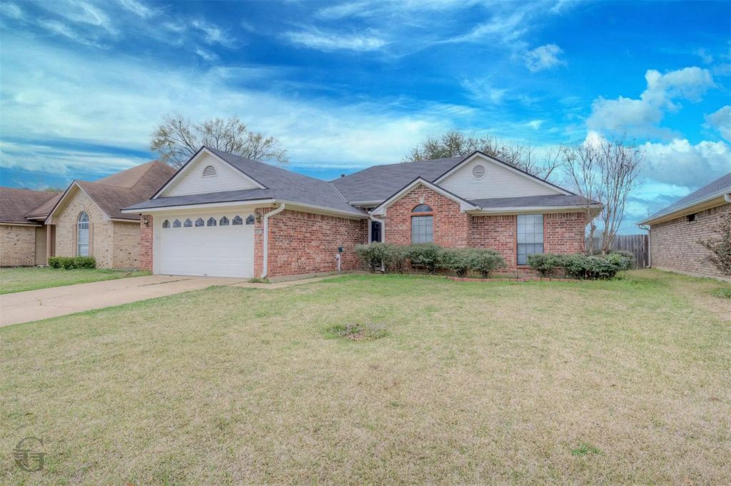 5800 Pampus Lane, Bossier City