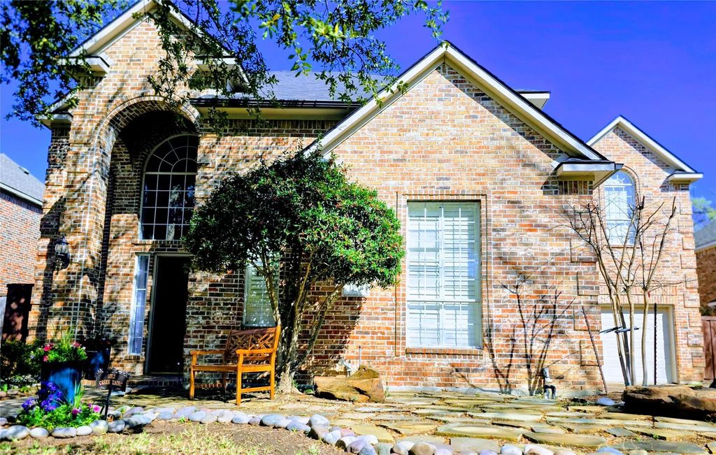 1012 Creek Crossing, Coppell