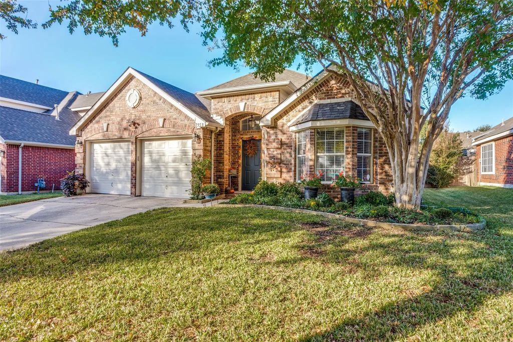 7958 Hosta Way, Fort Worth