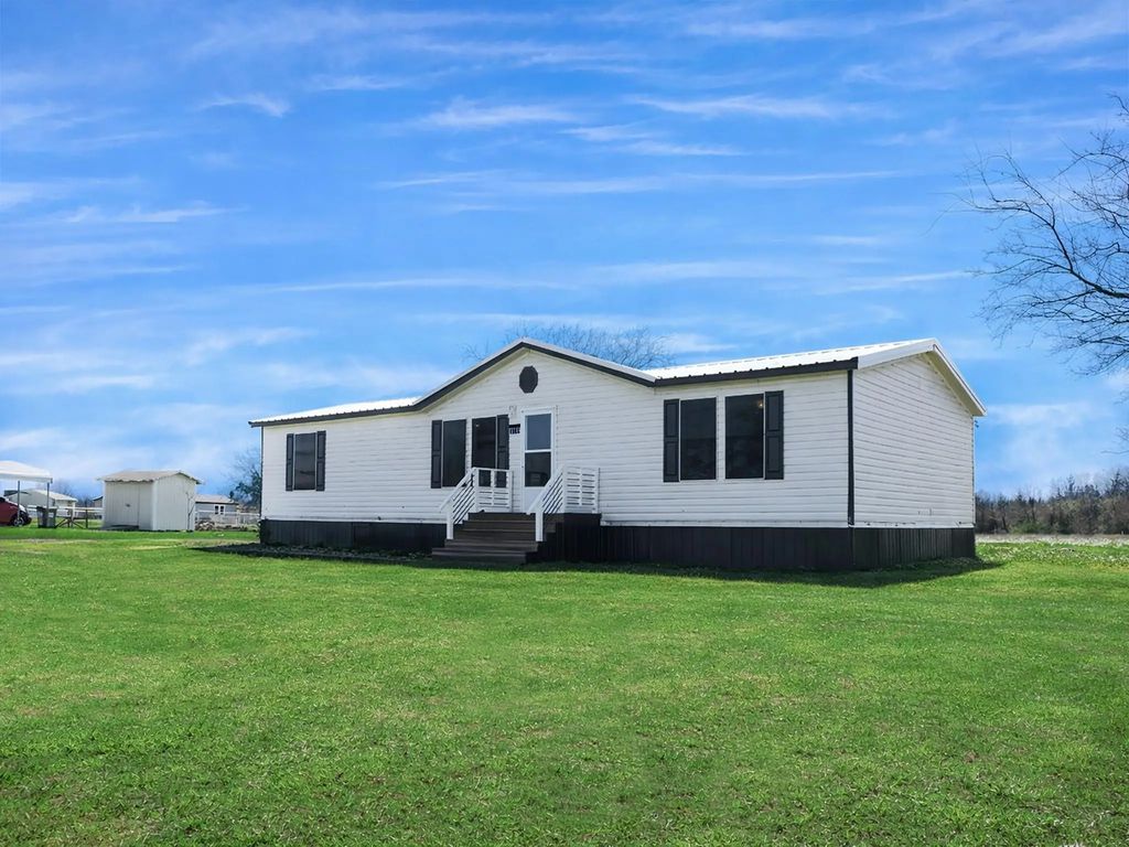 1066 Brockwood Lane, Crandall