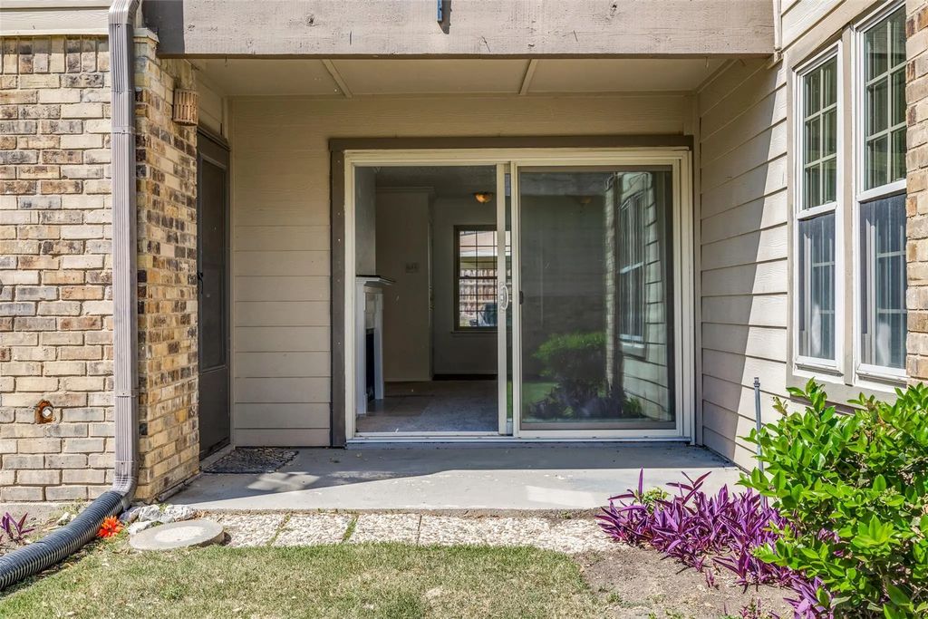 5300 Keller Springs 1086, Dallas