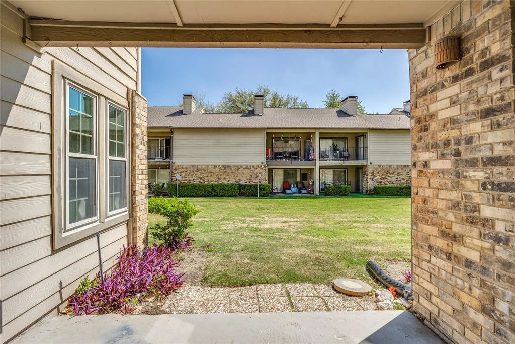 5300 Keller Springs 1086, Dallas