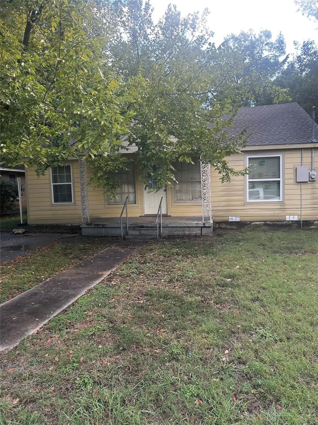 1016 N Howeth Street, Gainesville