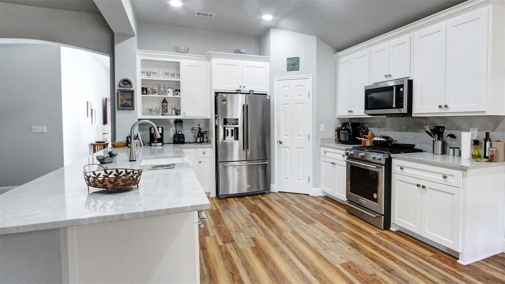 949 Wisperwood Drive, Rockwall