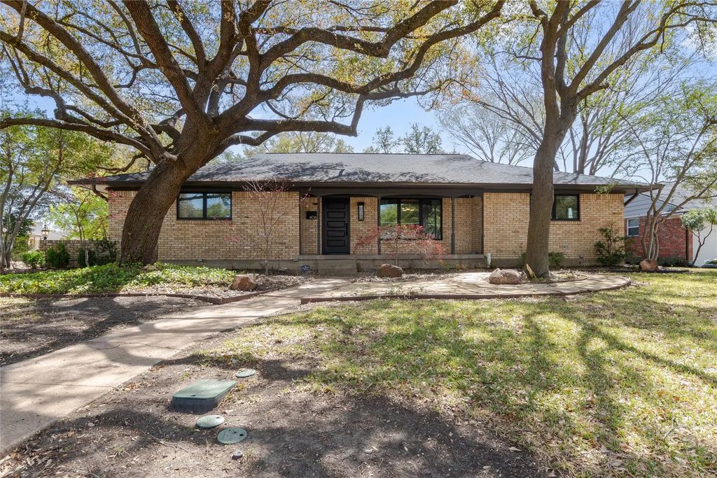 406 Thompson Drive, Richardson