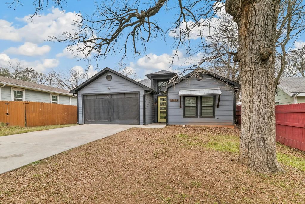 1029 W Hull Street, Denison