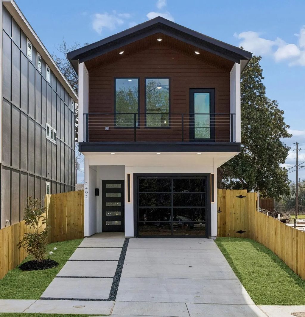 2402 Dyson Street, Dallas