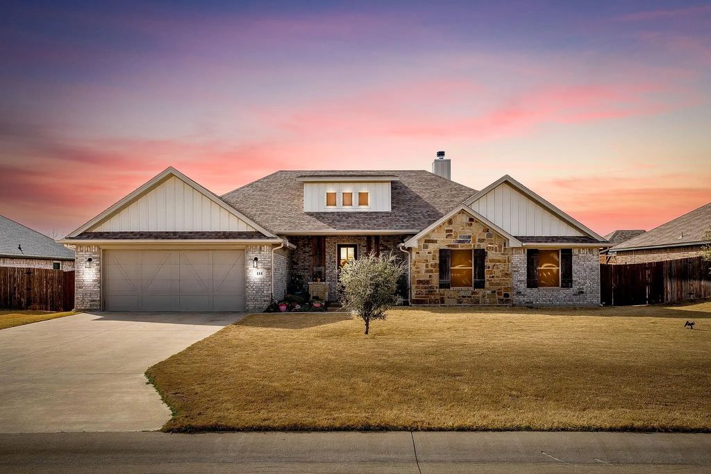 111 Treys Way, Godley