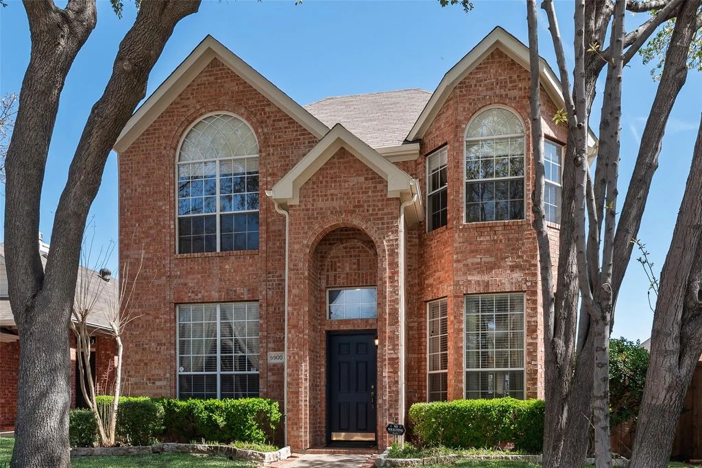 6900 Barbican Drive, Plano