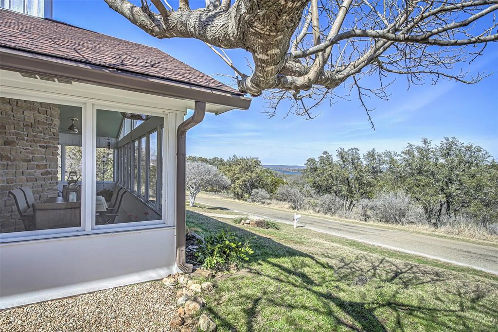 507 Mountain Drive, Horseshoe Bay