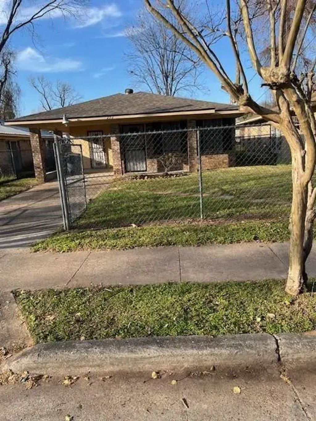 232 E Gregg Street, Shreveport