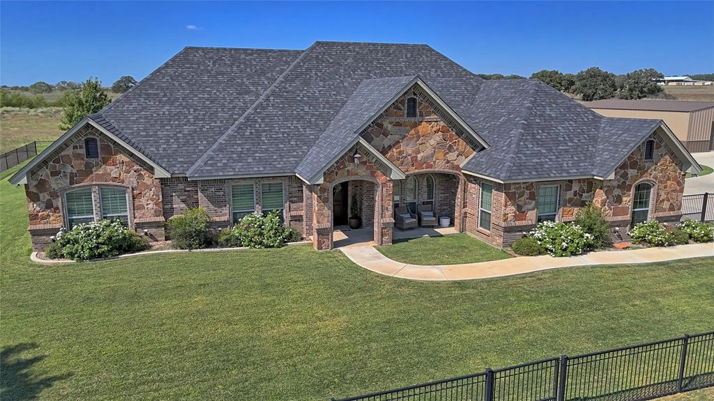 1150 Lone Star Road, Bowie