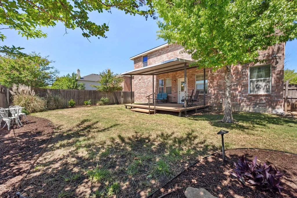 2139 Hacienda Court, Grand Prairie