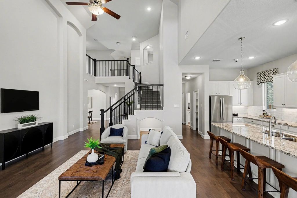 1604 Eleanor Drive, Fort Worth