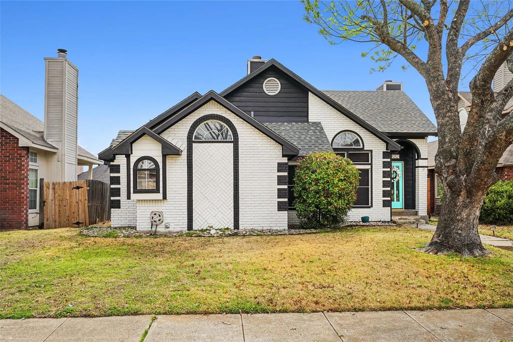 2012 Birch Bend, Mesquite
