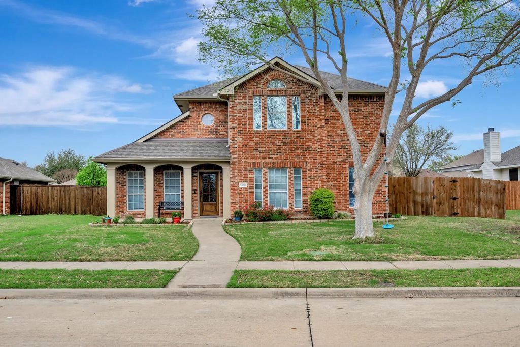 1615 Lake Tawakoni Drive, Allen
