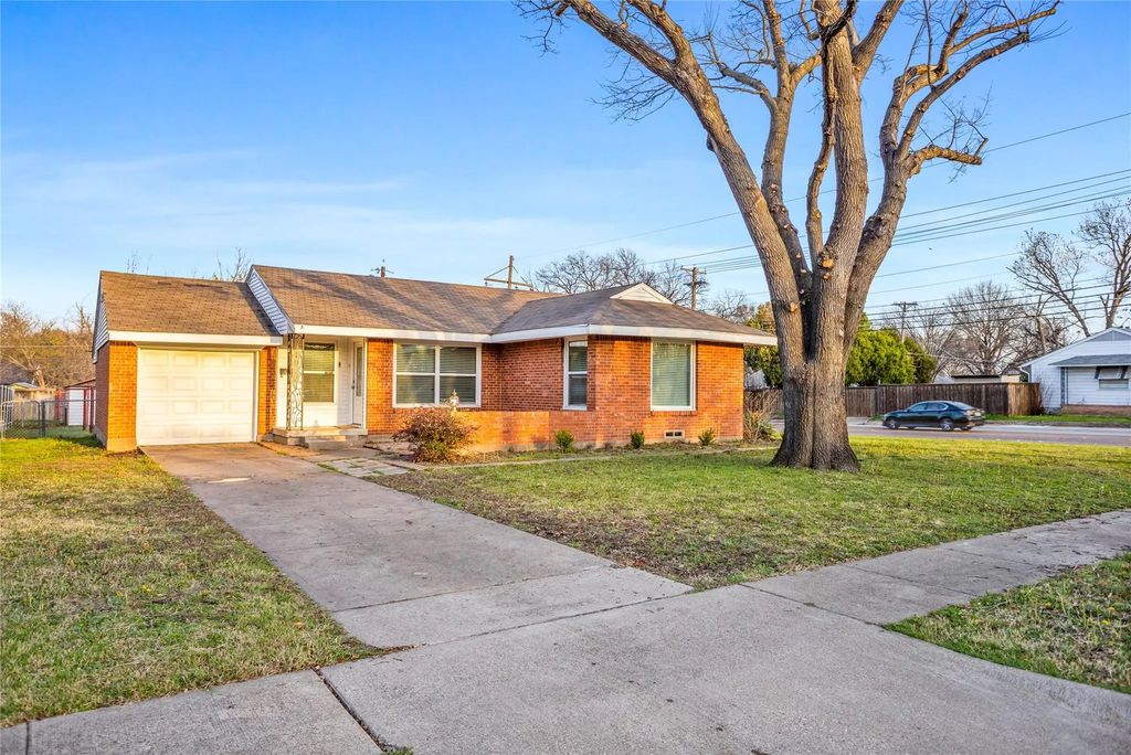 1920 Ruth Drive, Garland