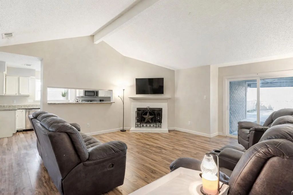 317 Stillmeadow Drive, Garland