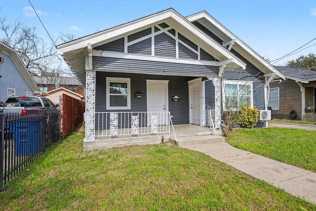 4805 Belmont Avenue, Dallas