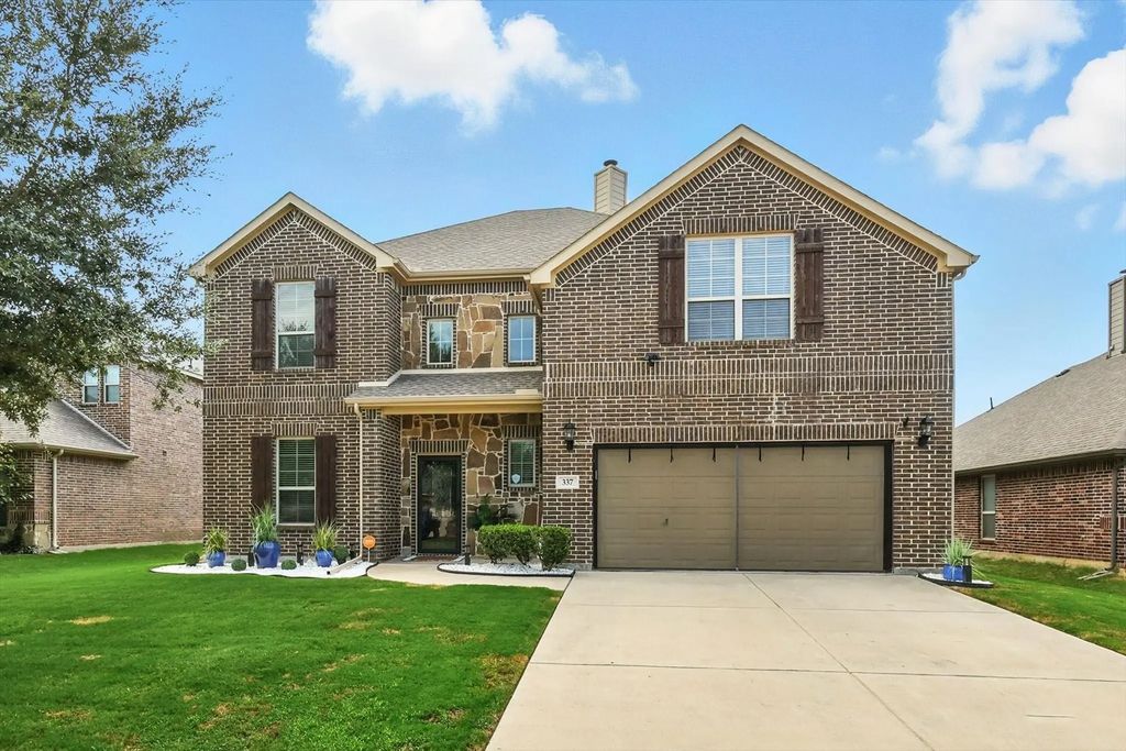337 Pecos Drive, Burleson