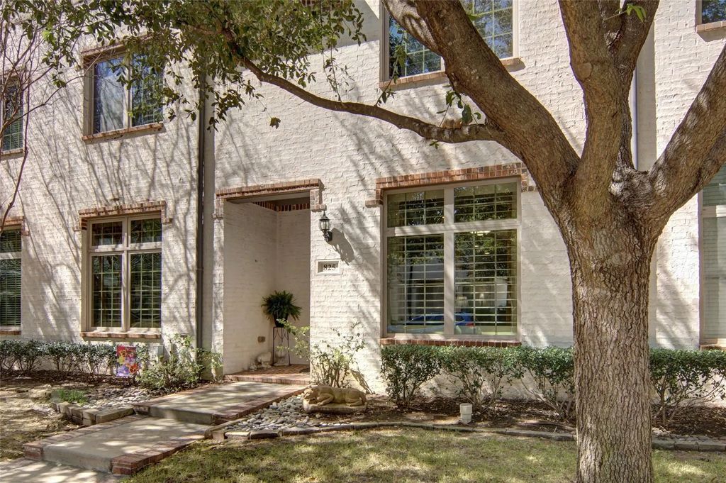 825 Milton Way, Coppell