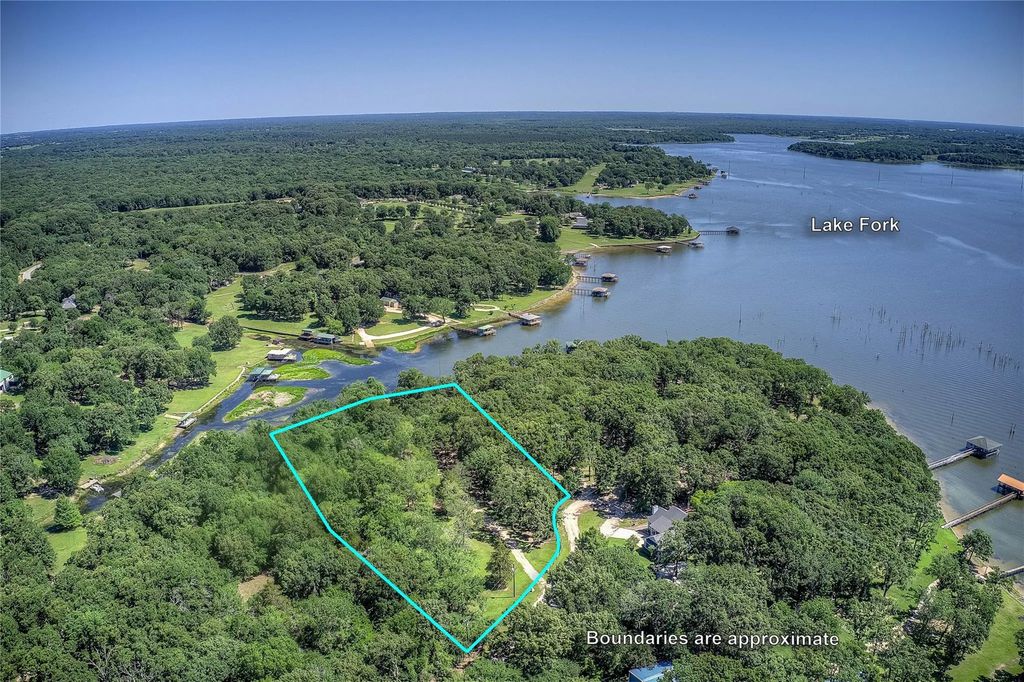 395 County Road 1780, Yantis