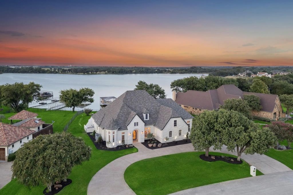 6124 Lake Shore Drive, Fort Worth