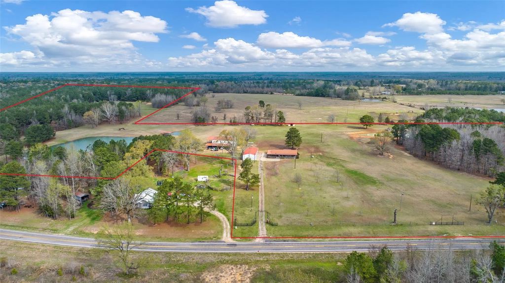 2964 Fm 2120, Bagwell