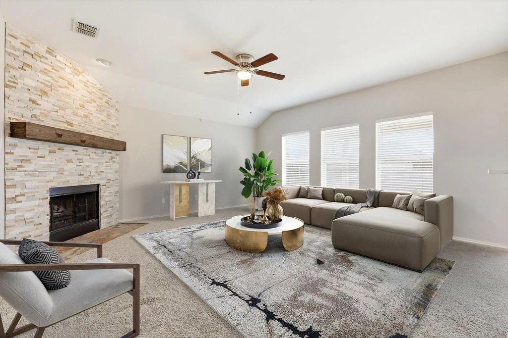 1980 Newport Drive, Lancaster