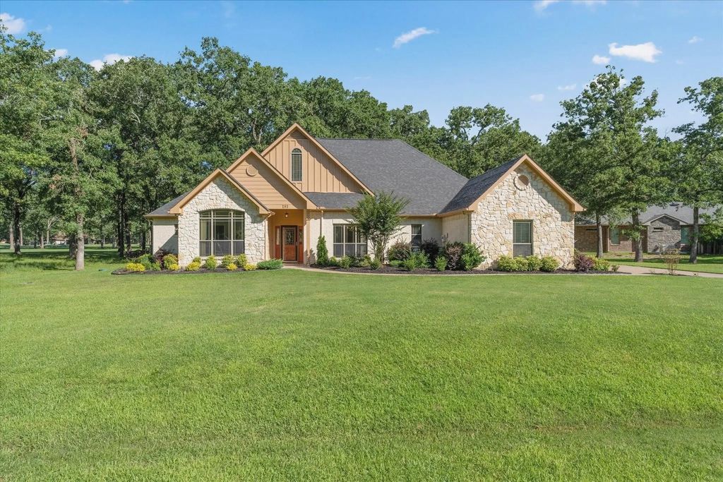 181 Saint Andrews Drive, Mabank