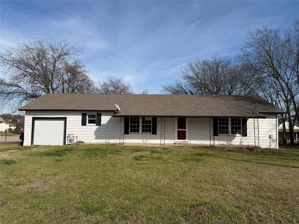 101 Bill Jackson Drive, Alvarado