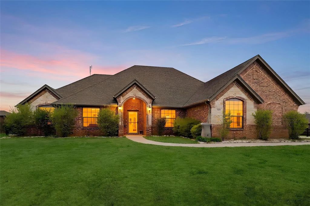 101 Lyndsey Court, Boyd