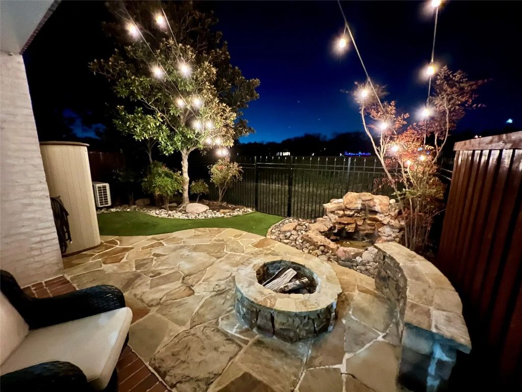 709 Snowshill Trail, Coppell