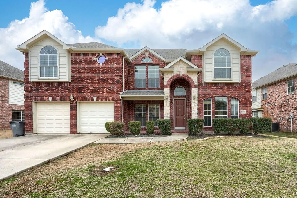 2668 Whispering Trail, Little Elm
