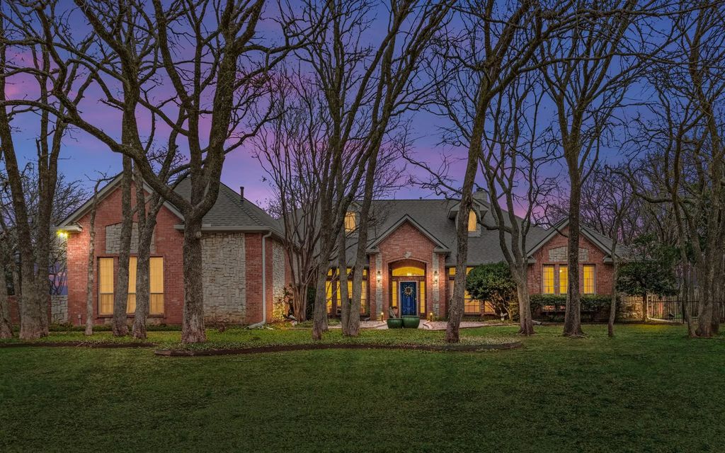 325 Thornhill Circle, Double Oak