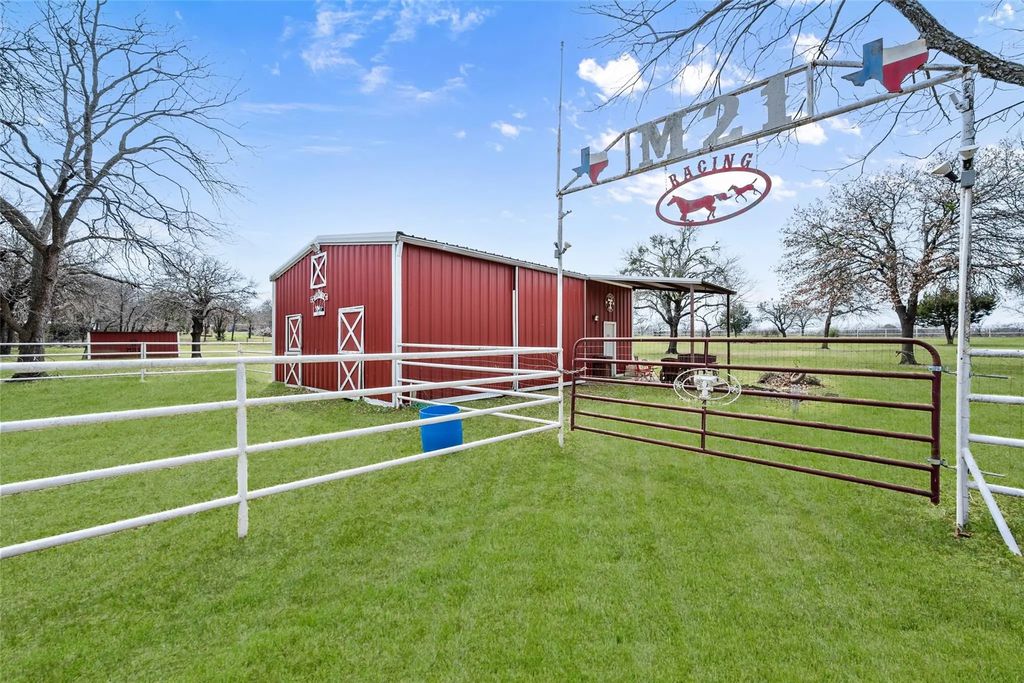 6501 Gehrig Circle, Burleson