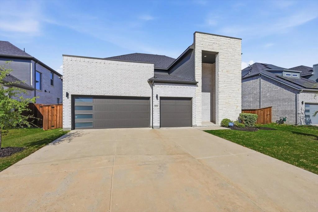 924 Newcastle Drive, Allen