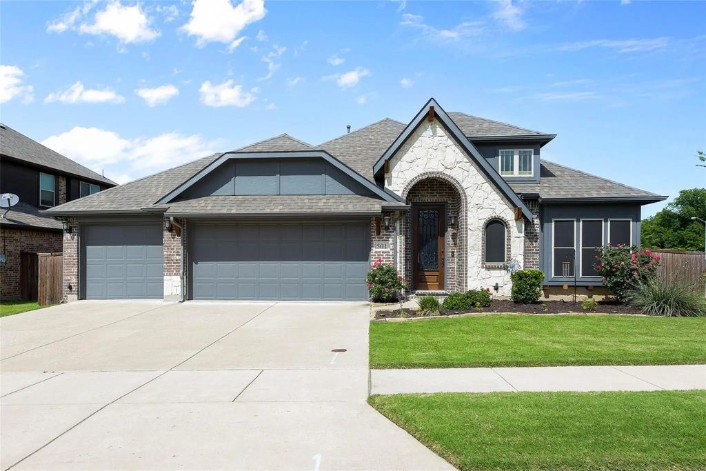 501 Oakcrest Drive, Justin
