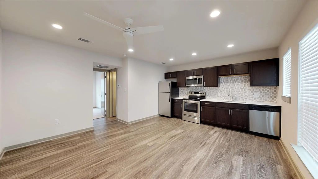6304 Prospect Avenue 202, Dallas