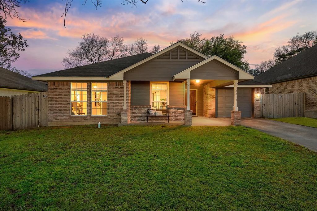 2213 Autumn Woods Drive, Waco