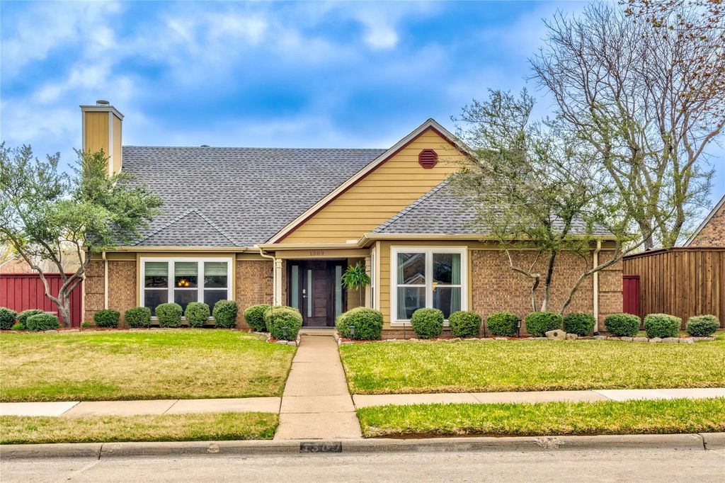 1309 Havencreek Cove, Lewisville