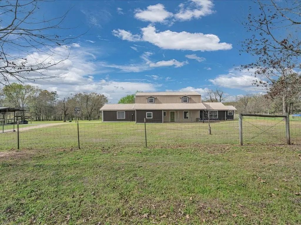 1013 Dewitt Hinson Road, No City