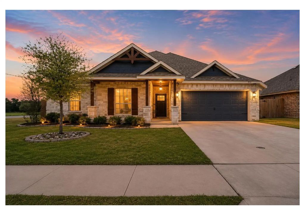 972 Sam Street, Springtown