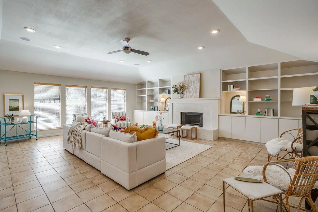 3954 Shannon Drive, Fort Worth