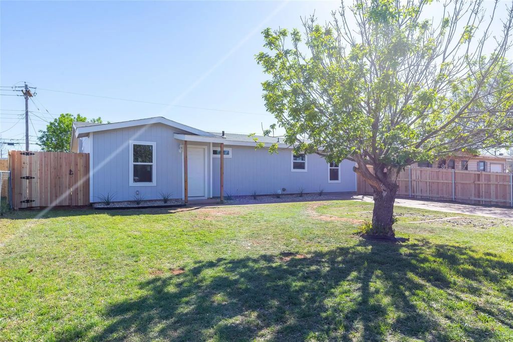 5417 Encino Road, Abilene